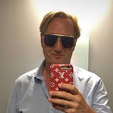 Dutch Trump superfan who claimed he surveilled Ambassador Yovanovitch told  people he was DEA