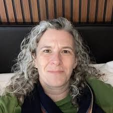 Laura Drane's Instagram, Twitter & Facebook