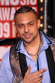 A Great Selection Of Mens Braided Hairstyles Thinking Of Getting A Braid Hairstyle Where The Hair Has Br Mens Braids Hairstyles Mens Braids Braided Hairstyles