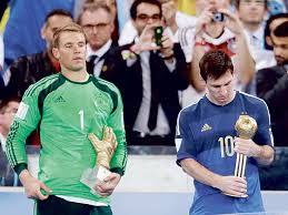 Ar الألماني ميروسلاف كلوزه قام بتسجيل 16 هدفا في أربع بطولات متتالية بين 2002 و 2014. Ø§Ù„Ù†Ø¬Ù…Ø© Ø§Ù„Ø±Ø§Ø¨Ø¹Ø© Ù„Ù„Ù…Ø§Ù†Ø´Ø§ÙØª ØµØ­ÙŠÙØ© Ø§Ù„Ø®Ù„ÙŠØ¬