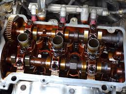 Minyak hitam untuk 3 silinder dan berkapasiti 3 liter adalah biasa dilabelkan dengan sae 10w 30.minyak hitam jenis ini adalh biasa digunakan pada kereta cc kecil seperti kancil,mira,atos,viva dll.enjin yang mempunyai cc (cubic centimetre) rendah biasanya dibawah 1000 cc ini amat kurang mengalami masalah yang disebabkan penggunaan minyak hitam. Masalah Kebocoran Minyak Enjin Pada Valve Cover Atau Rocker Cover Atau Pun Juga Dikenali Sebagai Crankcase Kereta Perodua Kena Wine Rack Decor Home Decor