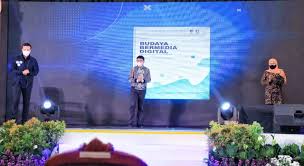 Literasi digital adalah ketertarikan, sikap, dan kemampuan individu menggunakan teknologi digital dan alat komunikasi untuk mengakses, mengelola, mengintegrasikan, menganalisis, dan mengevaluasi informasi, membangun pengetahuan baru, membuat, dan berkomunikasi dengan orang lain agar. Maksimalkan Literasi Digital Kanalsatu Com
