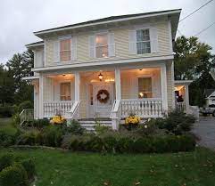 Tiffany Juliet House In Connecticut Wedding Reports Connecticut Bridal Shower Venues Small Wedding Locations Connecticut Wedding Venues
