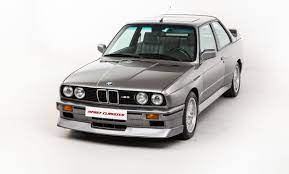 It was introduced in 1986 and was initially offered in a coupe body style. Bmw E30 M3 Evo 2 The 80s Never Looked So Good Opumo Magazine