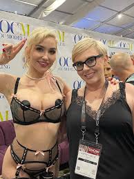 La classifica delle 10 pornostar di OnlyFans: le top creators più hot |  PiuIncontri