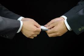Traveller S Etiquette Japan Business Etiquette Business Card Infographic Japanese Etiquette