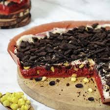 Untuk anda para pencinta sejati cokelat, jangan sampai melewatkan martabak cokelat yang satu ini. Jual Martabak Pizza Orins Manis Red Velvet Topping Creamy Fruity Crunchy Jumbo Jakarta Selatan Martabak Pizza Orins Official Tokopedia