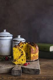 Panettone De Calabaza Con Chips De Chocolate Y Fudge De Caramelo Receta De Navidad Fudge De Caramelo Recetas De Navidad Chips De Chocolate