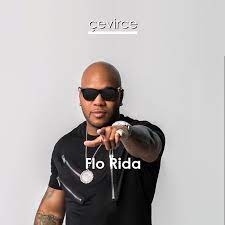 Can you blow my whistle baby, whistle babylet me knowgirl i'm gonna show you how to do itand we start real slowyou just put your lips togetherand you come re. Flo Rida Whistle Englisch Songtext Deutsch Ubersetzung Ubersetzer Corporate Cevirce