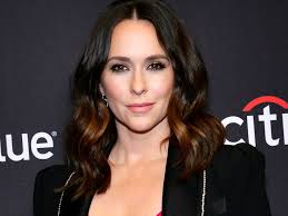 With tenor, maker of gif keyboard, add popular jennifer love hewitt heartbreakers animated gifs to your conversations. Jennifer Love Hewitt Says Past Interviewers Focused On Her Body