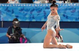 Diretta olimpiadi, nel judo giuffrida ai quarti l'italbasket sotto di 10 punti con la germania ginnastica, show della ferrari al corpo libero sorride il volley con egonu: Festeggiamo La Fata Olimpica Brembate Celebra Giorgia Villa Sport Brembate