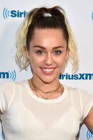 Miley appeared at the w magazine`s shooting stars and if we look even further into the past, we'll recall some romantic, girly looks of miley cyrus, like this messy she knows how to wear elegant and feminine hairstyles. Miley Cyrus Best Hairstyles Of All Time 66 Miley Cyrus Hair Cuts And Colors