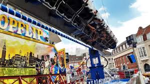 Pour clôturer les festivités du 15 août, un feu d'artifice a été tiré samedi 22 août 2009, sur l'esplanade du port de cantimpré. Cambrai F Foire Du 15 Aout 2020 Polypweb Eu