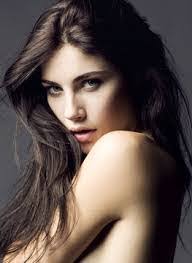 Francisca Hurst's Instagram, Twitter & Facebook