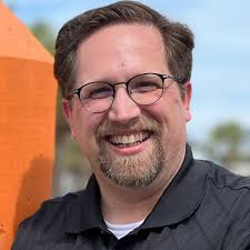 Paonia Board of Trustees selects Stefen Wynn as Paonia's permanent town  administrator