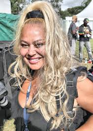 Eve Rinaldi's Instagram, Twitter & Facebook