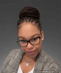 Caryn Wyatt's Instagram, Facebook & TikTok