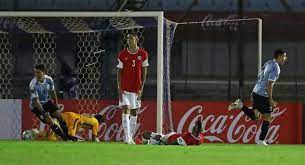 Uruguay y chile abren la eliminatoria. Uruguay Vs Chile Los Goles De La Victoria Charrua Por 2 A 1 En Las Eliminatorias Qatar 2022
