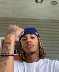 Suspect says she love dreadhead , tatted , lightskin 🥷👀