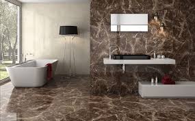 Badezimmer Deko Bad Mit Minimalistischem Design Braune Marmorfliesen Modernes Badezimmer Moderne Badezimmerideen Badezimmer