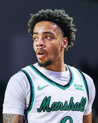 He's a Bucket 😤🏹 Voyles avg 24.5 points per game this week, and ended  last nights game with a season high 26 points!