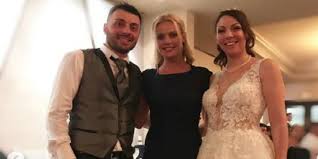 We did not find results for: Elampan Makrypoylia Kai Xatzhgiannhs Ston Gamo Toy Adelfoy Ths Zetas Fwtografies