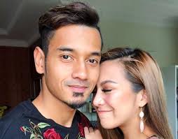 Mawar Rashid Buat Surprise Untuk Suami Sempena Hari Jadi Media Hiburan