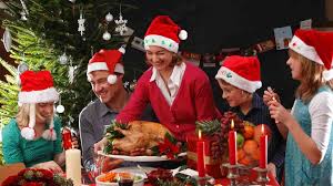 За традицією, 24 грудня всі християни, які святкують різдво за григоріанським календарем, відзначають святвечір. Rizdvo Sho Simvolizuyut 12 Strav Na Svyatvechir Pidkazka Christmas Crackers Christmas Day Celebration Christmas Celebrations