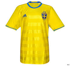 Här skriver vi om allt som handlar om det europeiska mästerskapet i fotboll som den här gången spelas på flera olika platser runtom i europa. Sverige Hemmatroja Em 2012 Fotbollstrojor Boris Herbertsson