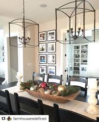 See This Instagram Photo By Ballarddesigns 1 827 Likes Christmas Dining Room Table Christmas Dining Table Dining Room Table Centerpieces