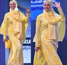 لم ينسخ الله شيئًا من حكمها, وإنما هي آية ظاهرُها ظاهرُ عموم في كل والد ووالدة والقريب. Ø­Ù†Ø§Ù† Ø§Ù„ØªØ±Ùƒ ÙˆØ­Ø¨ÙŠØ¨Ù‡Ø§ ÙˆØ£ÙˆÙ„Ø§Ø¯Ù‡Ø§ ØµÙˆØ± Ù…Ø¬Ù„Ø© Ø§Ù„Ø¬Ø±Ø³