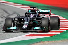 Lewis hamilton had to settle for second place in the french grand prix after max verstappen pulled lewis hamilton won the opening race of the season in style. Lewis Hamilton So Gross War Sein Handicap Beim Osterreich Grand Prix