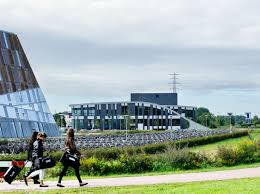 See 5 photos and 3 tips from 214 visitors to graafschap college. Roc Graafschap College Atelier Pro College Landscape Building