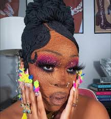 The Yarn Face Trend def EATTTSSS🔥🔥😩