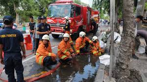 See more of lowongan kerja hotel bali on facebook. Cara Daftar Pemadam Kebakaran Surabaya