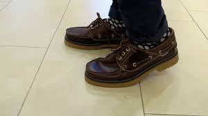 Para conocer un poco de la historia del surgimiento de los modelos náuticos, nos iremos a aquellos años donde los deportes náuticos estaban entre los más populares de las clases adineradas. Zapatos Nauticos Snipe Marrones En Dino Zapatos Youtube