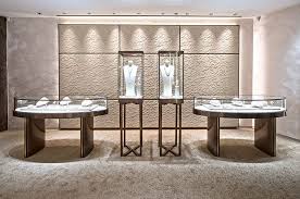 Mikimoto Hong Kong 1881 Heritage Store Image03 Jewelry Store Interior Retail Store Design Jewelry Store Design