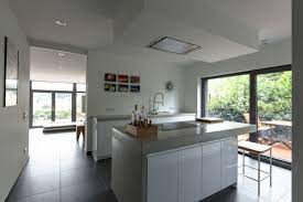 haus mit tiefen einblicken homify haus moderne kuche wohnen