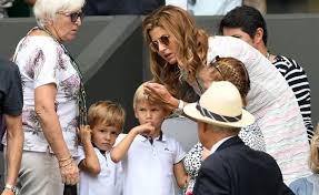 Mirka and roger federer had twins shortly after, daughters myla and charlene. Roger Federer Kids Names