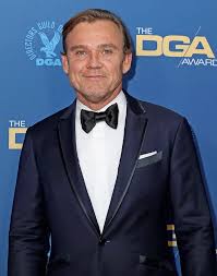 Tatsächlich zeigt die ard jedes jahr zur weihnachtszeit der kleine lord mit dem damals neunjährigen ricky schroder als cedric, der. Ricky Schroder Heute So Geht Es Dem Der Kleine Lord Star Liebenswert Magazin