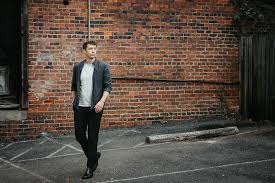 Pair black chelsea boots with black suits and brown chelsea boots with navy suits. Chelsea Boots Outfit Inspiration 13 Ways To Style This Iconic Boot