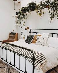 I Don T Know If It S Safe To Have Those Plants Above Your Head But It Looks Nice Bedroom Design Home Home Bedroom