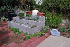 Raised Garden Bed Concrete Block In 2020 Cinder Block Garden Concrete Garden Garden Ideas Concrete Blocks
