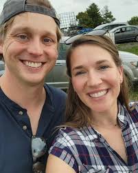 Cutest couple/family award!! Love you guys! 💕🥰