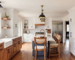 5 kitchen cabinet color combinations that always work