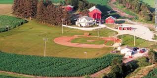La película 'el campo de los sueños', fue estrenada en los cines en 1989 y protagonizada por kevin costner, james earl jones, ray liotta y amy madigan. El Juego Field Of Dreams Sera En Agosto