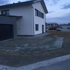 Pflasterarbeiten Vor Dem Haus Und Der Garage Villa Pflastersteine Haus Hausbau2018 Hausbau Einfamilienhaus Traumhaft Haus Haus Bauen Pflasterarbeiten