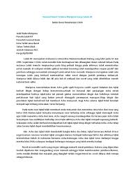 Buku ini dibuka dengan perkenalan nama dan wajah para tokoh. Resensi Novel Mariposa Cara Golden