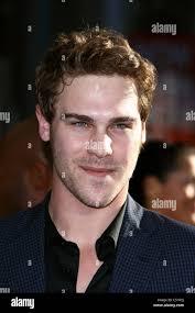 Grey damon captain america Banque de photographies et d'images à haute  résolution