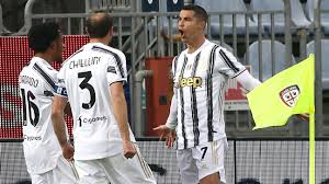 The midfielder created only one chance, but with his consistent good form, has earned himself seven appearance in the league so far. Stats Ronaldo Congratulated By Pele For 770 Lewandowski First Since Messi